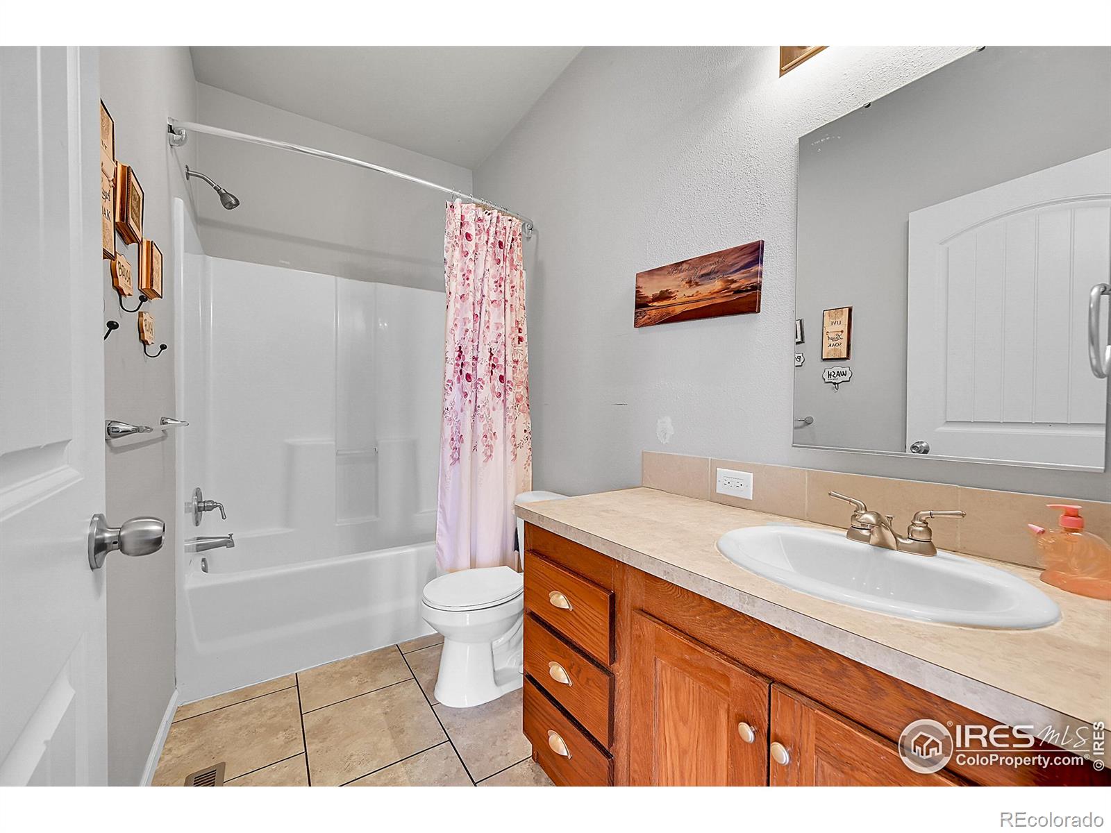 MLS Image #19 for 45460  wolf creek drive,bennett, Colorado