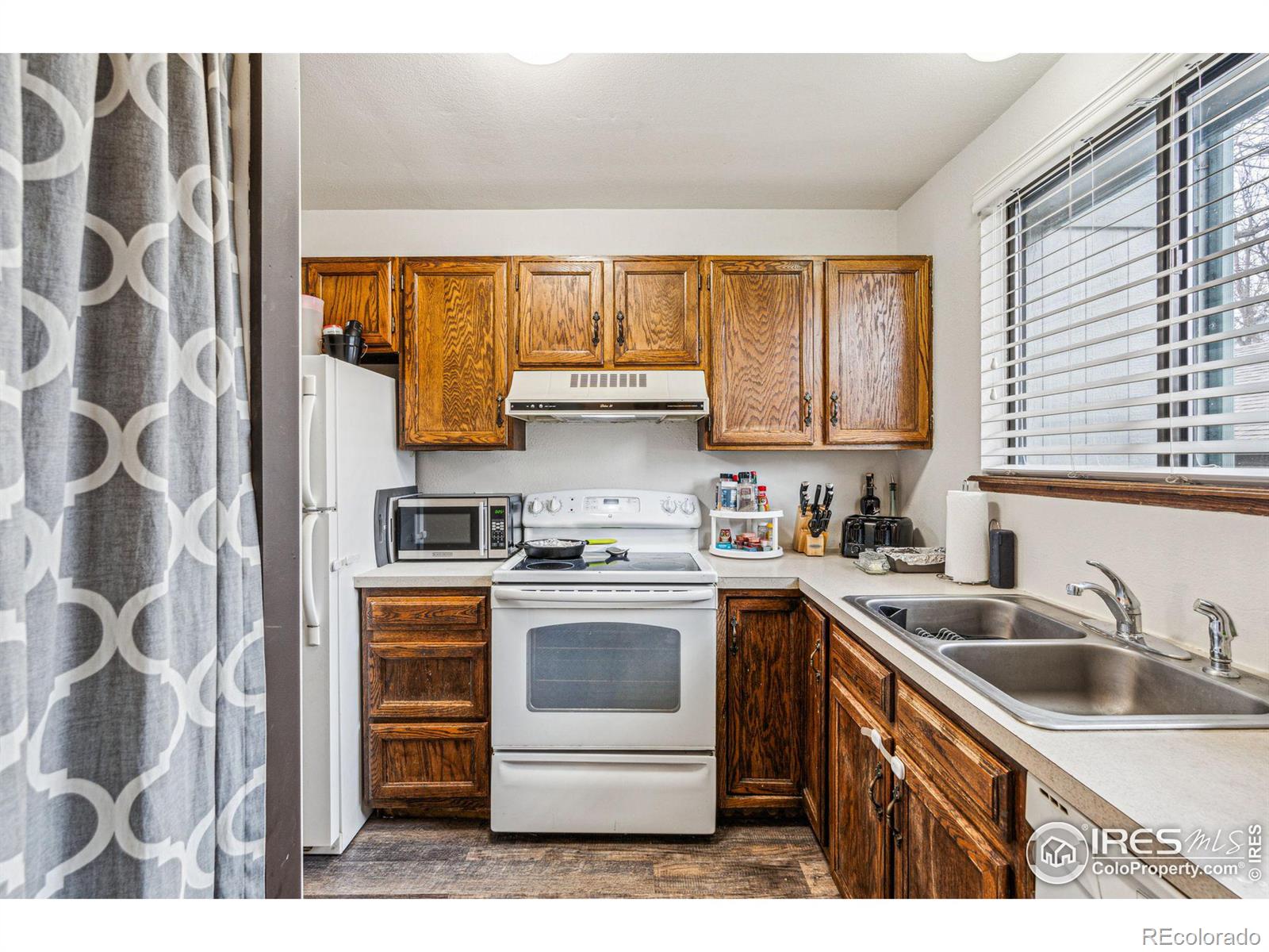 MLS Image #7 for 1610  westbridge drive,fort collins, Colorado