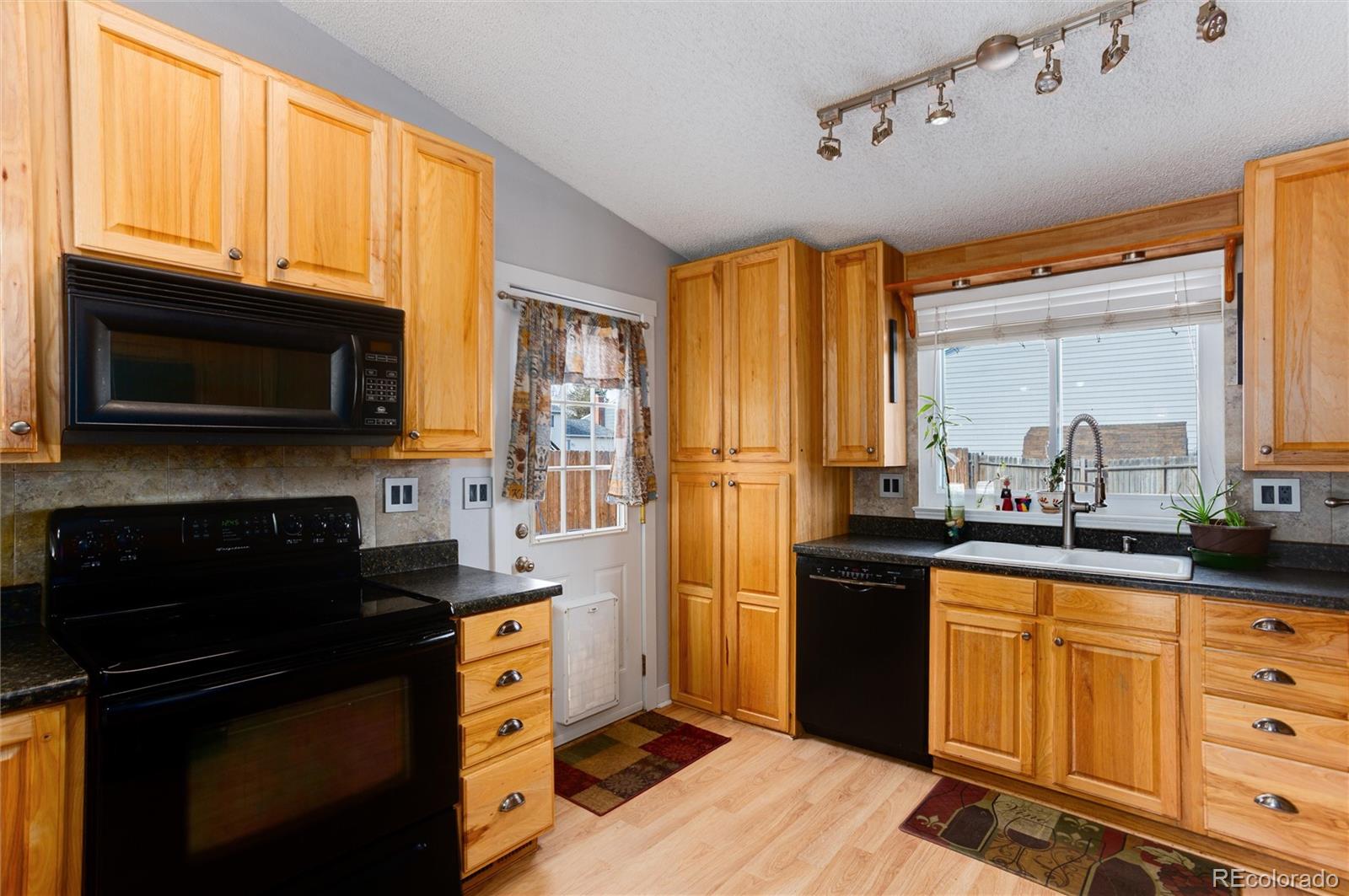 MLS Image #7 for 831  centennial drive,bennett, Colorado