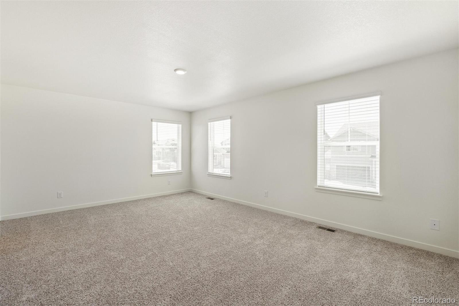 MLS Image #18 for 15963  syracuse street,thornton, Colorado