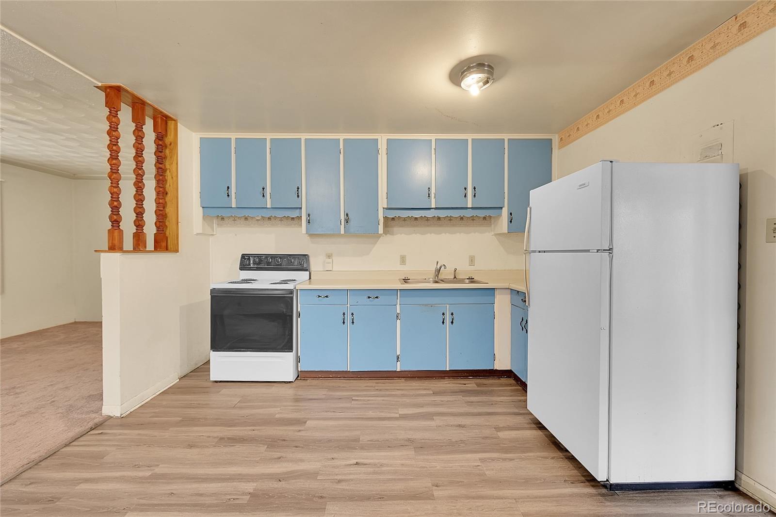 MLS Image #11 for 1500 s wolcott court,denver, Colorado