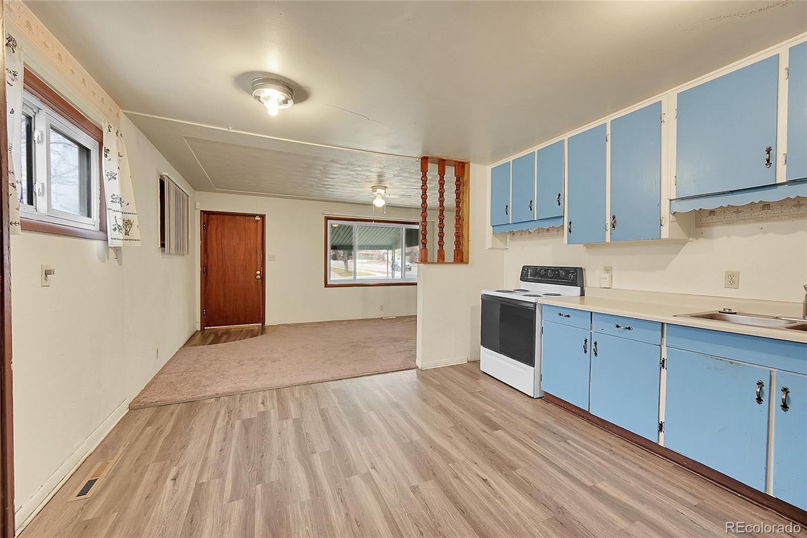 MLS Image #12 for 1500 s wolcott court,denver, Colorado