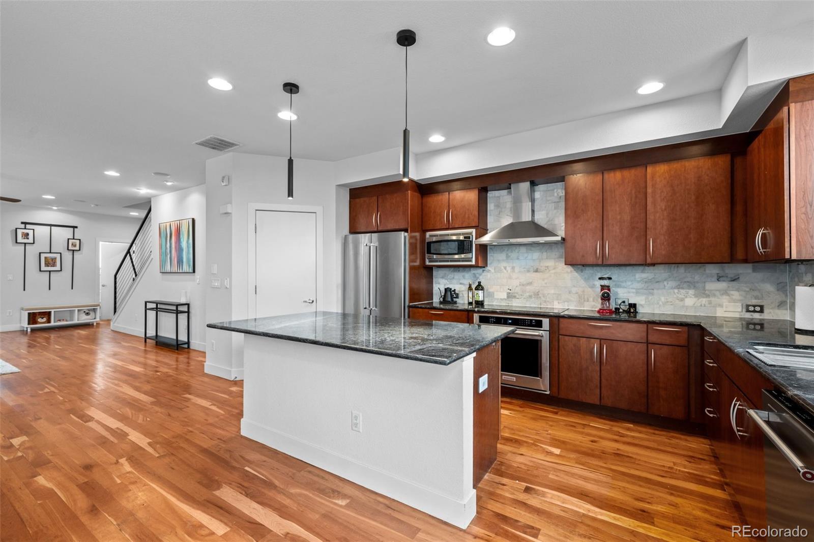 MLS Image #9 for 2140  newton street,denver, Colorado