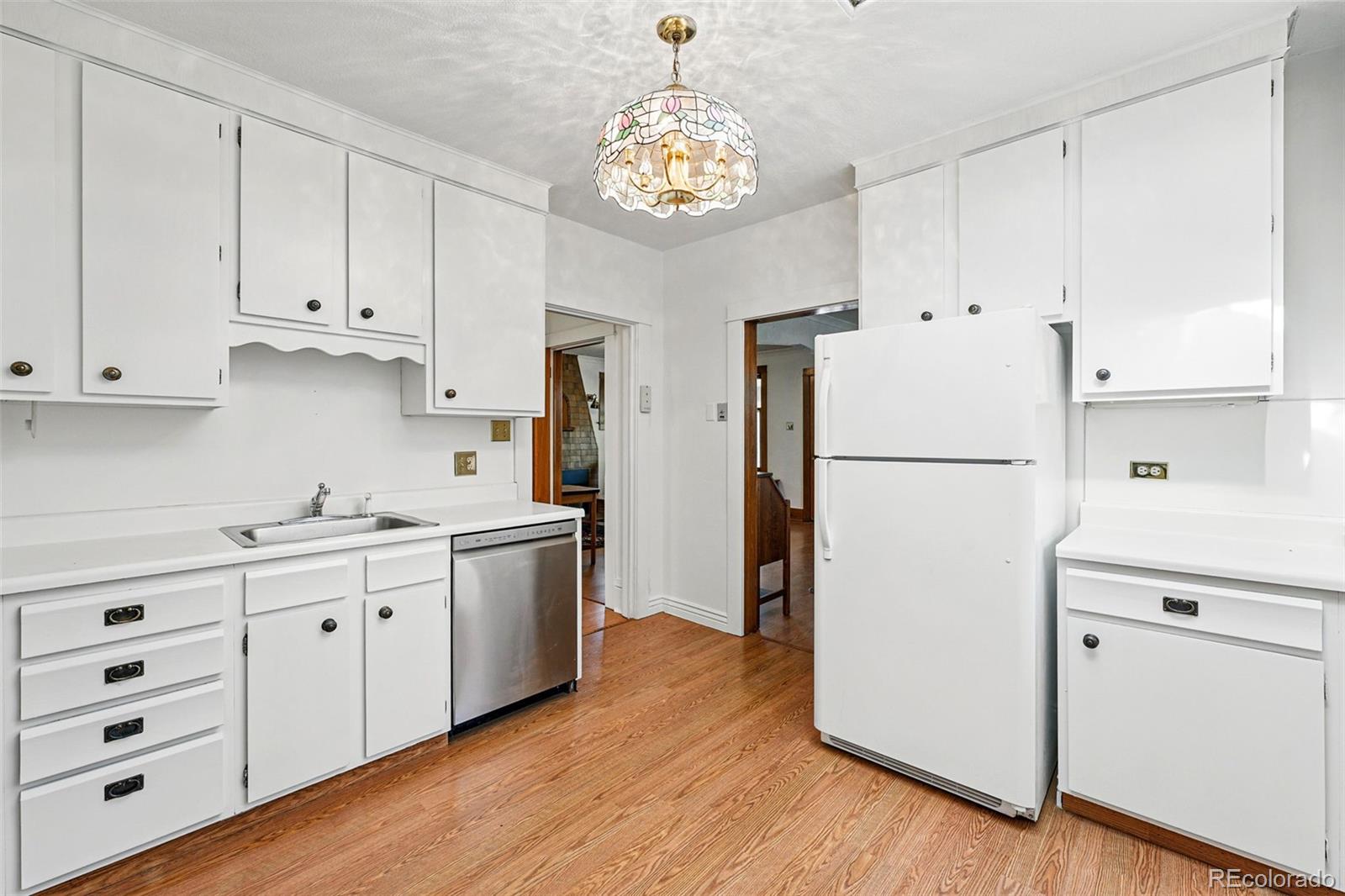 MLS Image #13 for 810  adams street,denver, Colorado