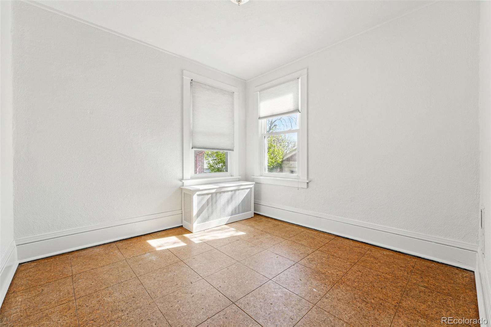 MLS Image #20 for 810  adams street,denver, Colorado