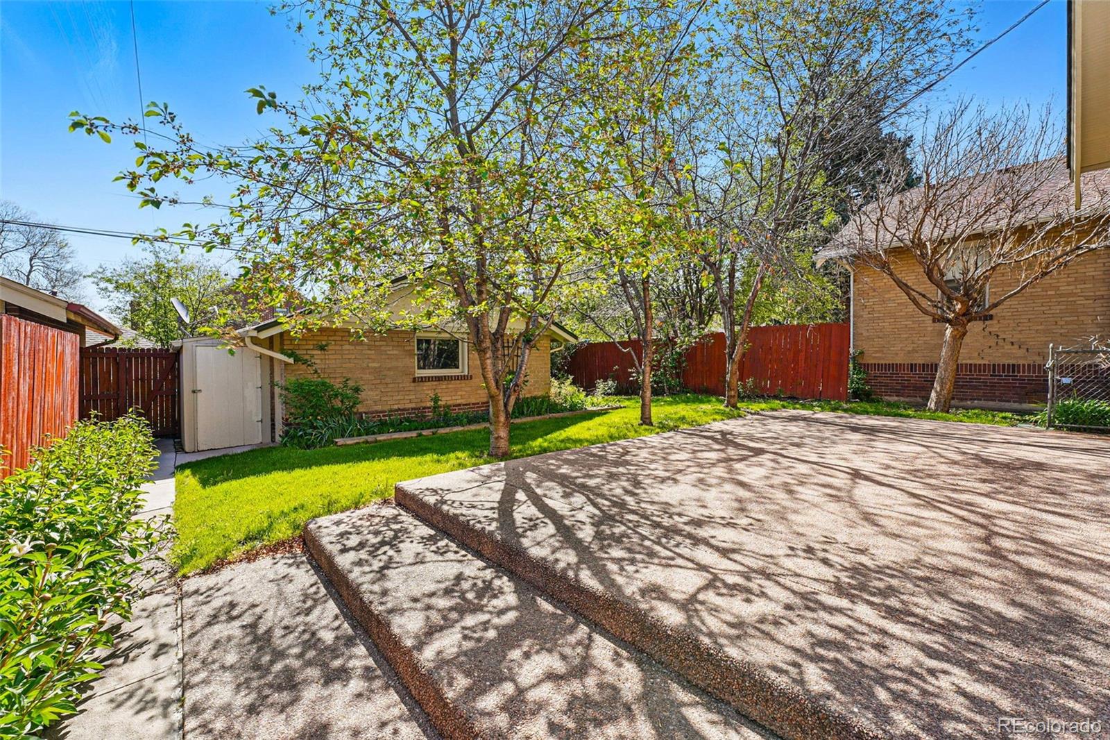 MLS Image #29 for 810  adams street,denver, Colorado