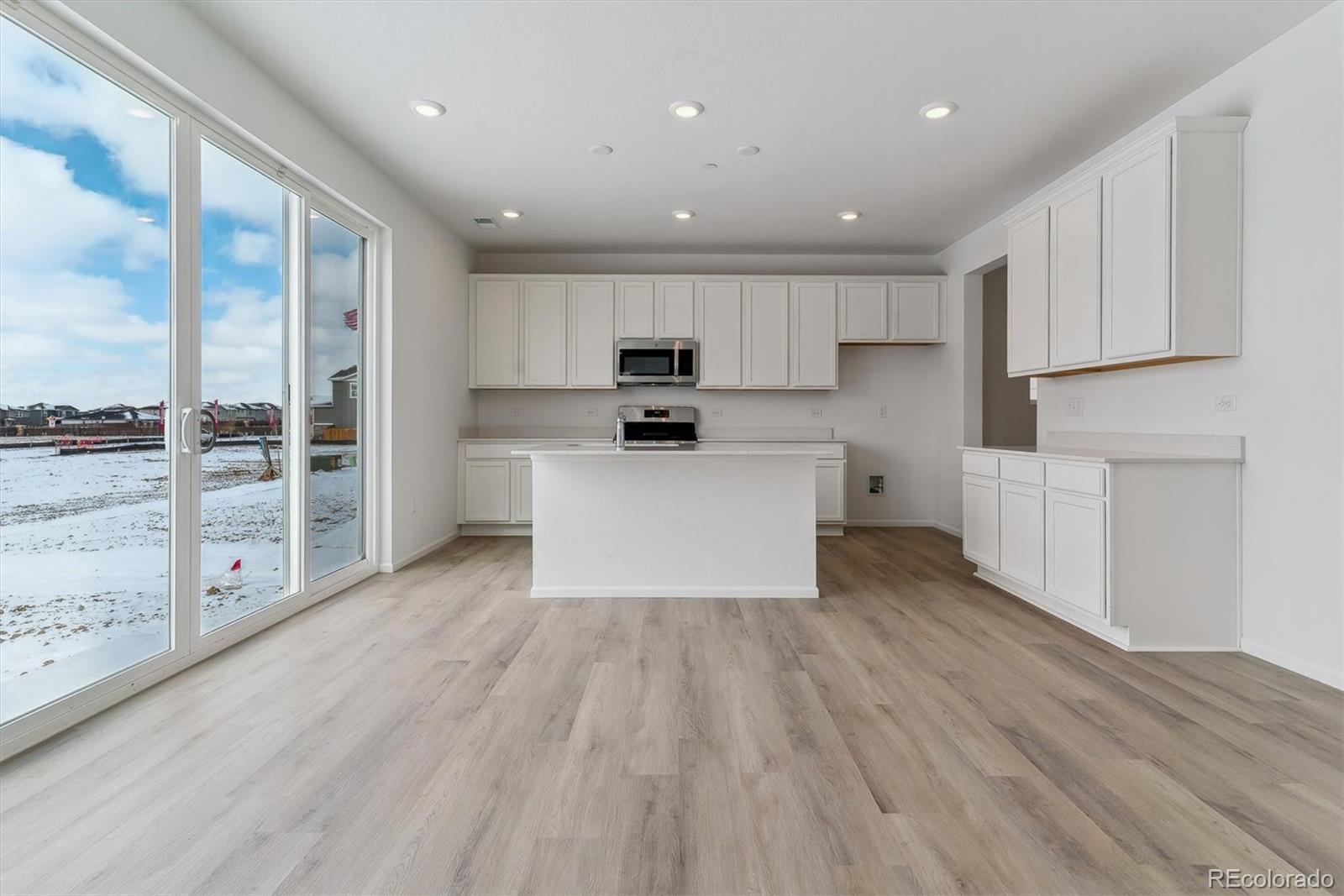 MLS Image #10 for 9153  truckee court,commerce city, Colorado