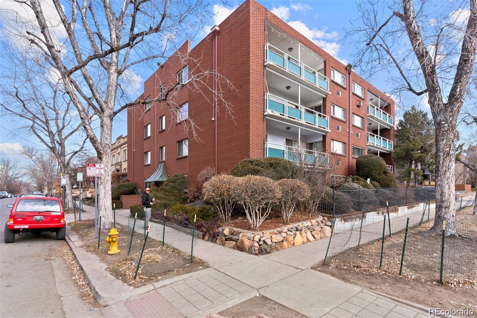 MLS Image #4 for 1200 n emerson street,denver, Colorado