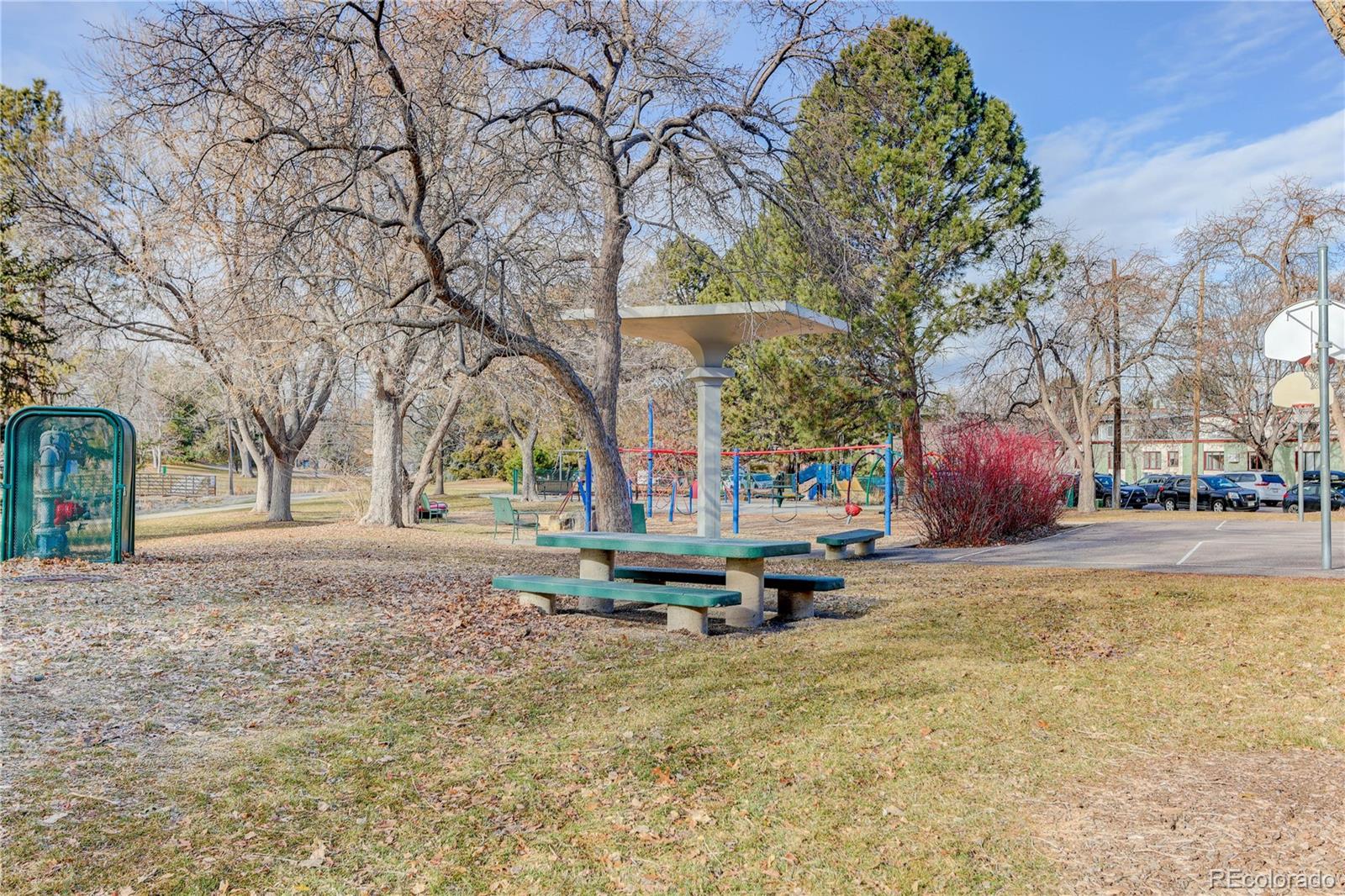 MLS Image #12 for 2500 s york street,denver, Colorado