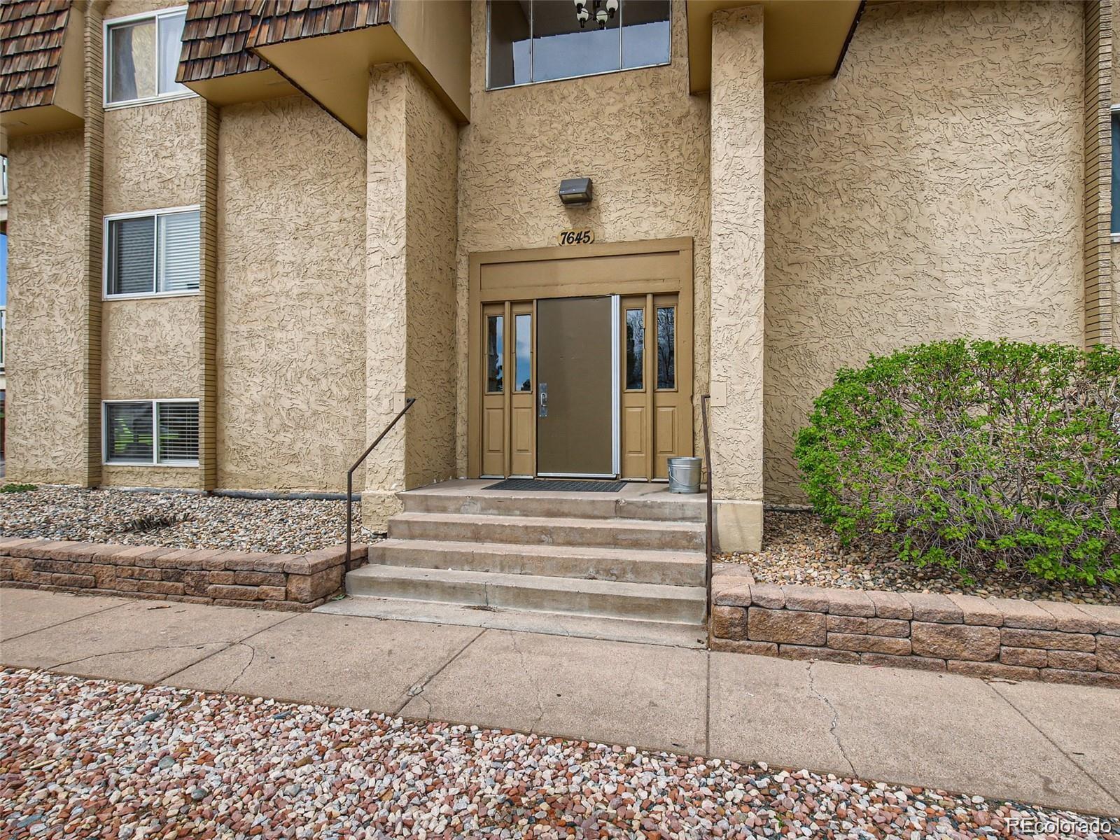 MLS Image #8 for 7645 e quincy avenue 105,denver, Colorado