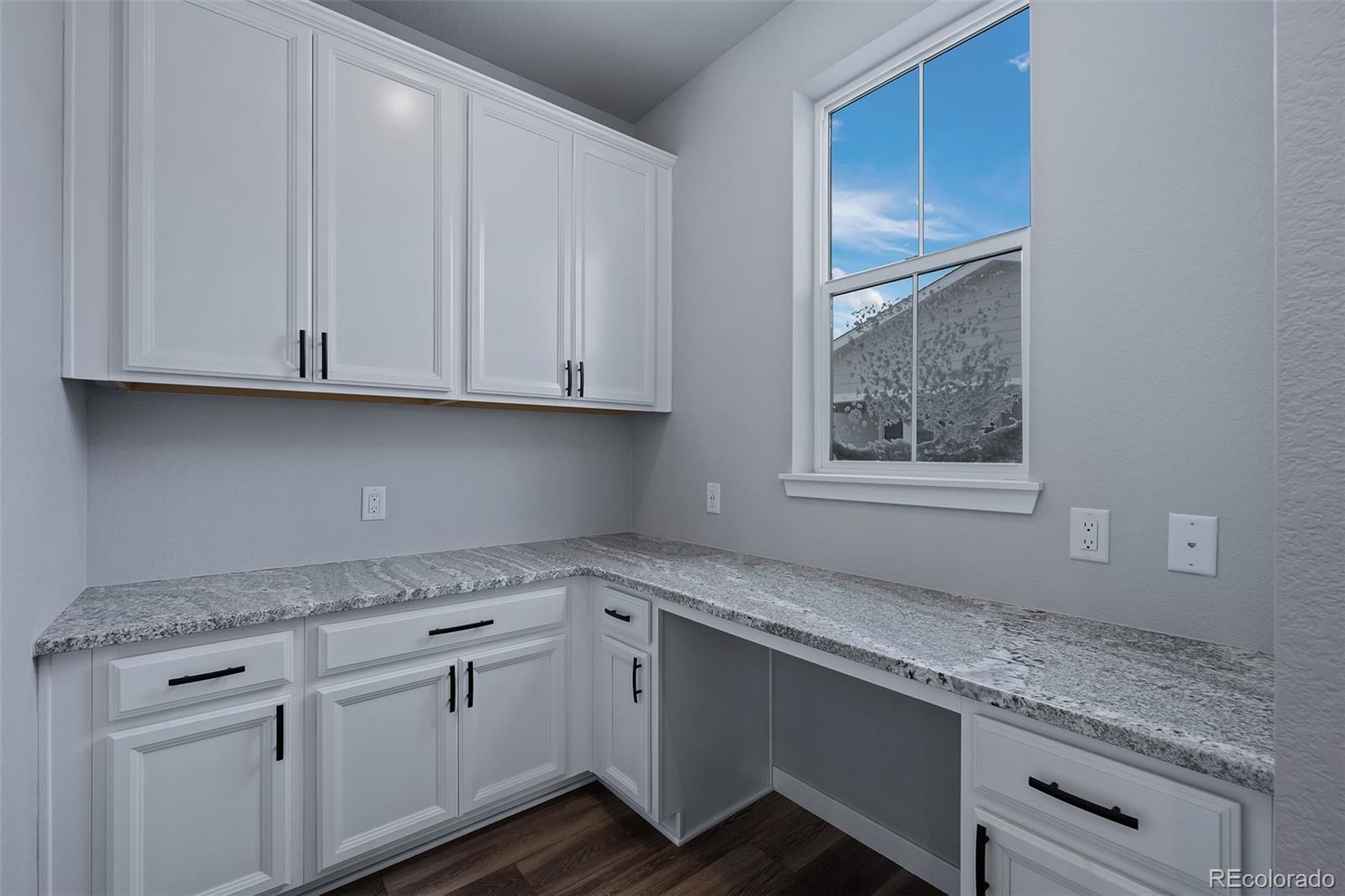 MLS Image #8 for 39283  hart circle,elizabeth, Colorado