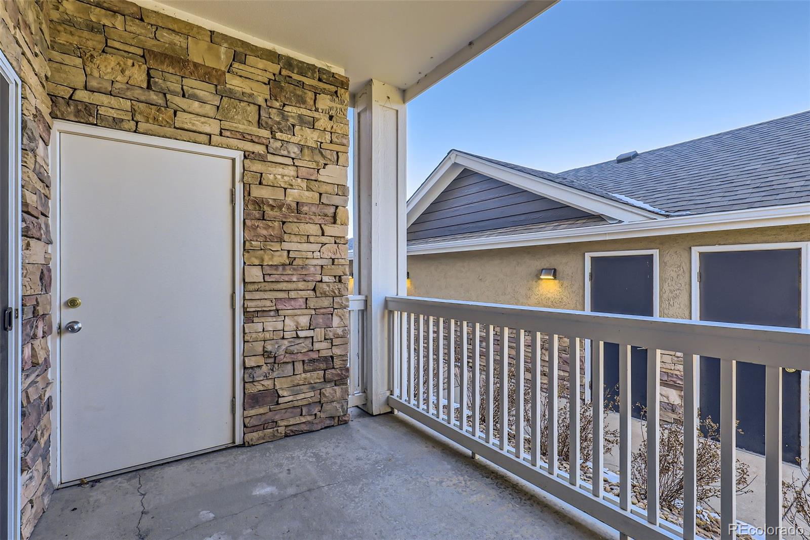 MLS Image #21 for 8200 e 8th avenue 2102,denver, Colorado