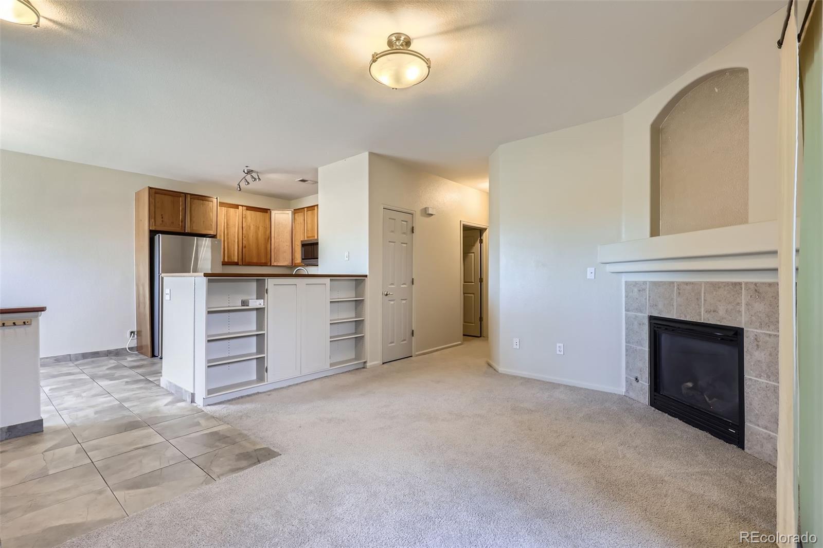 MLS Image #4 for 8200 e 8th avenue 2102,denver, Colorado