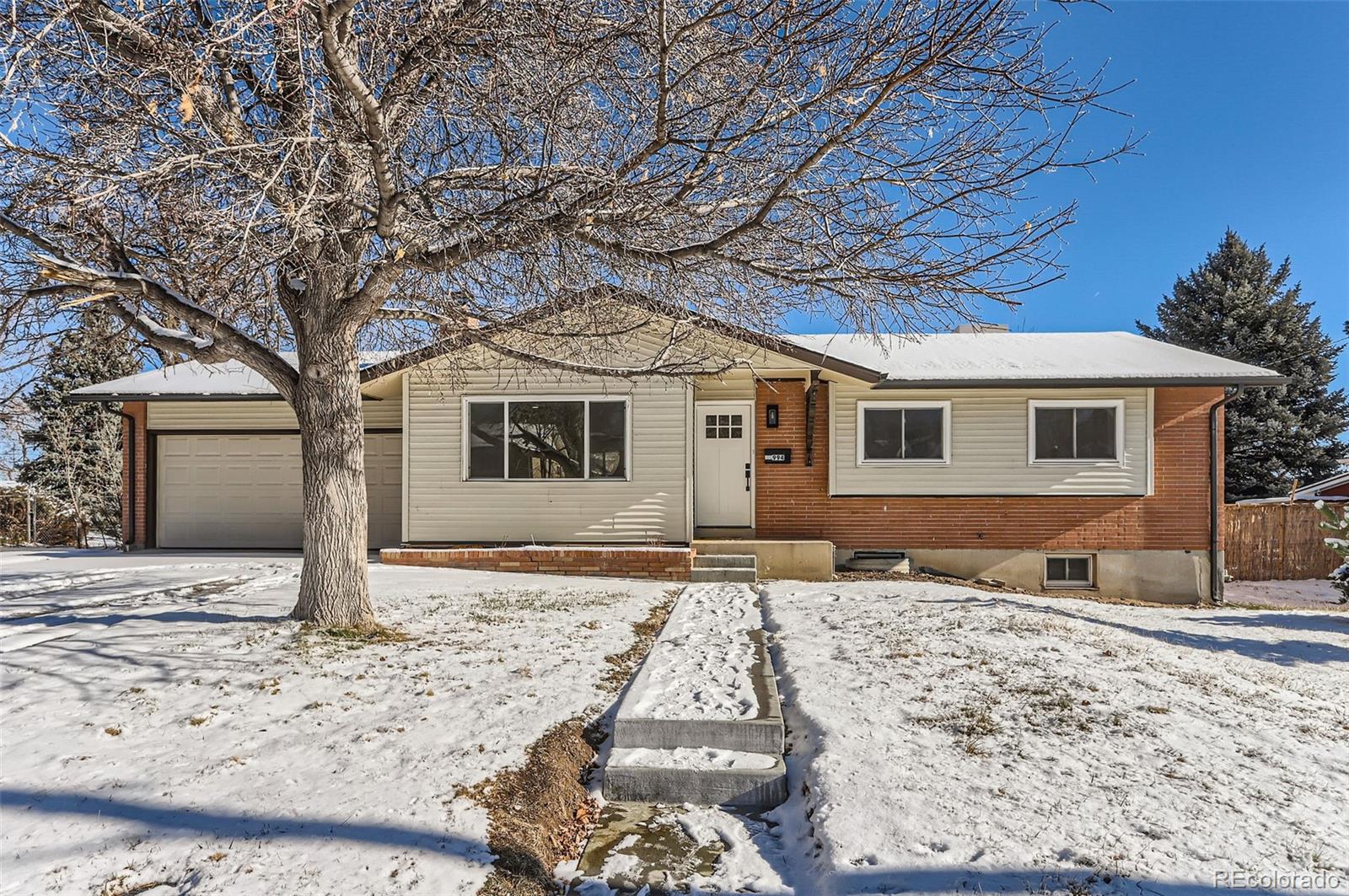 MLS Image #1 for 994 s vivian court,lakewood, Colorado