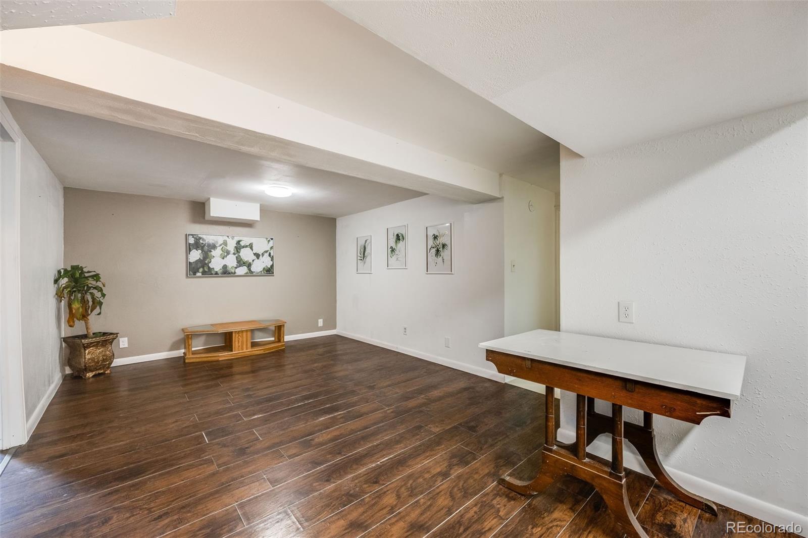 MLS Image #31 for 1441 e 84th place,denver, Colorado