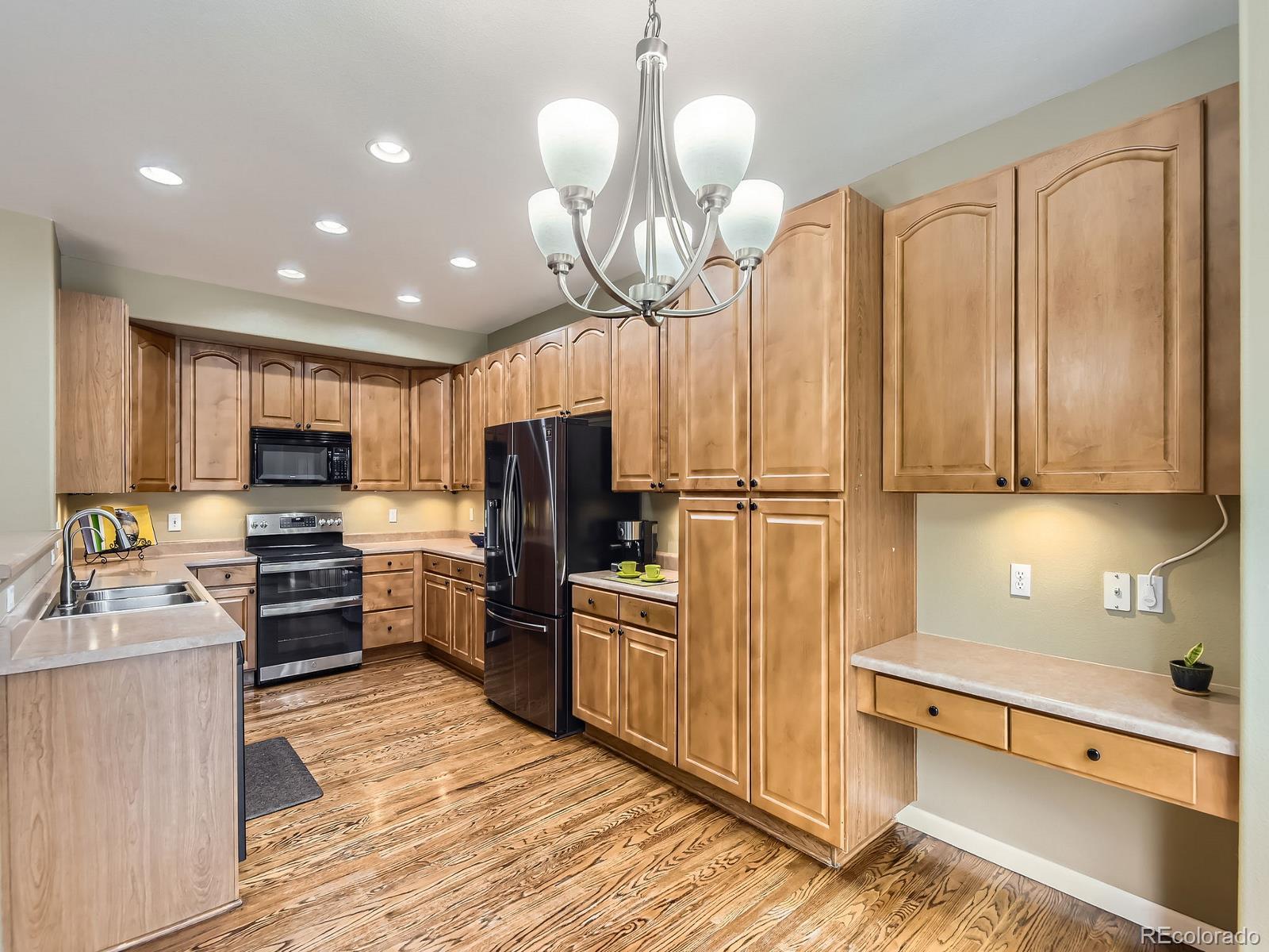 MLS Image #11 for 10172  meadowbriar lane,highlands ranch, Colorado