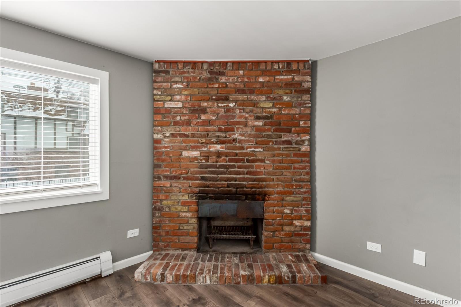 MLS Image #3 for 2700 s holly street,denver, Colorado