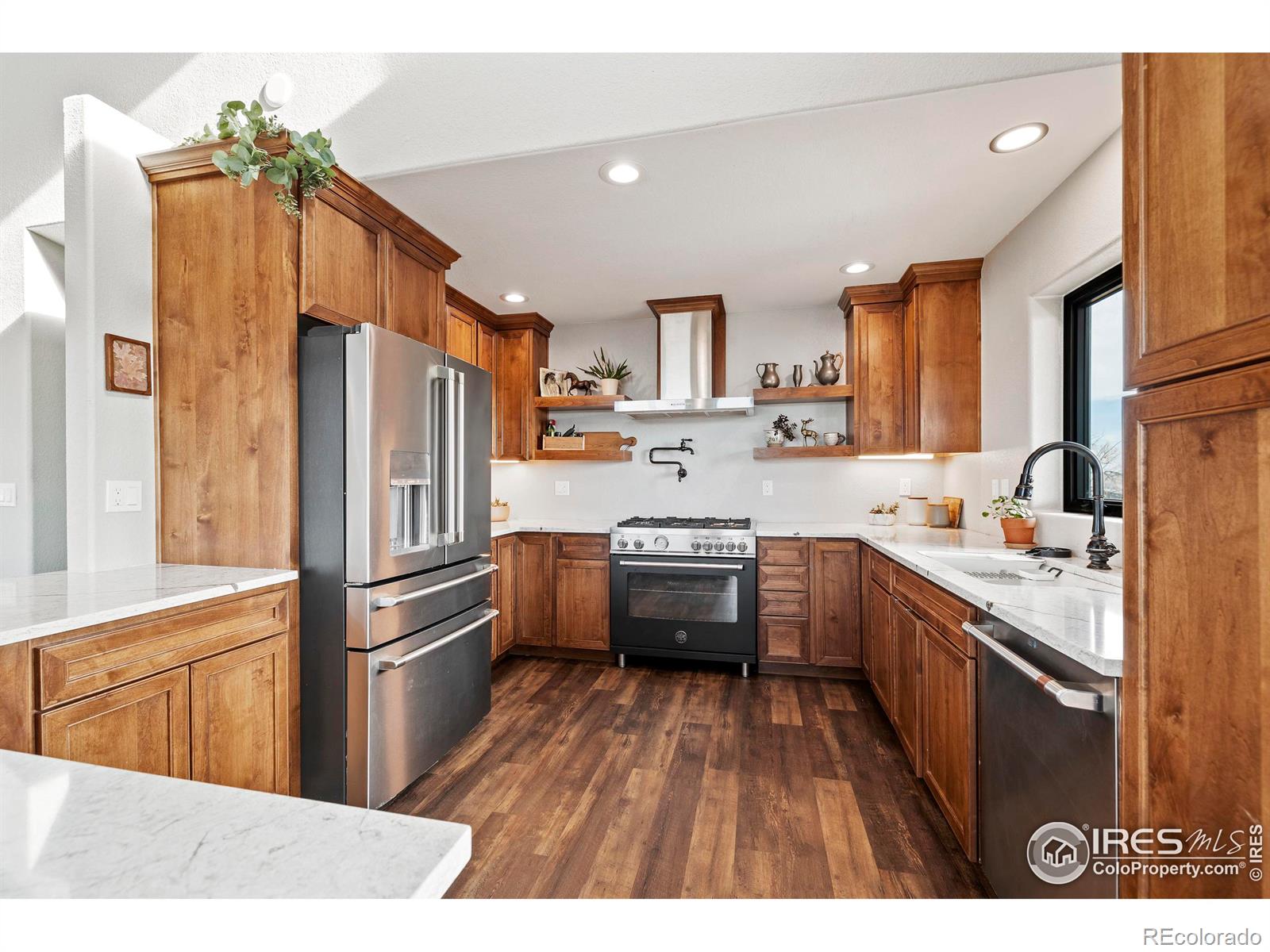 MLS Image #10 for 5101  gary drive,berthoud, Colorado