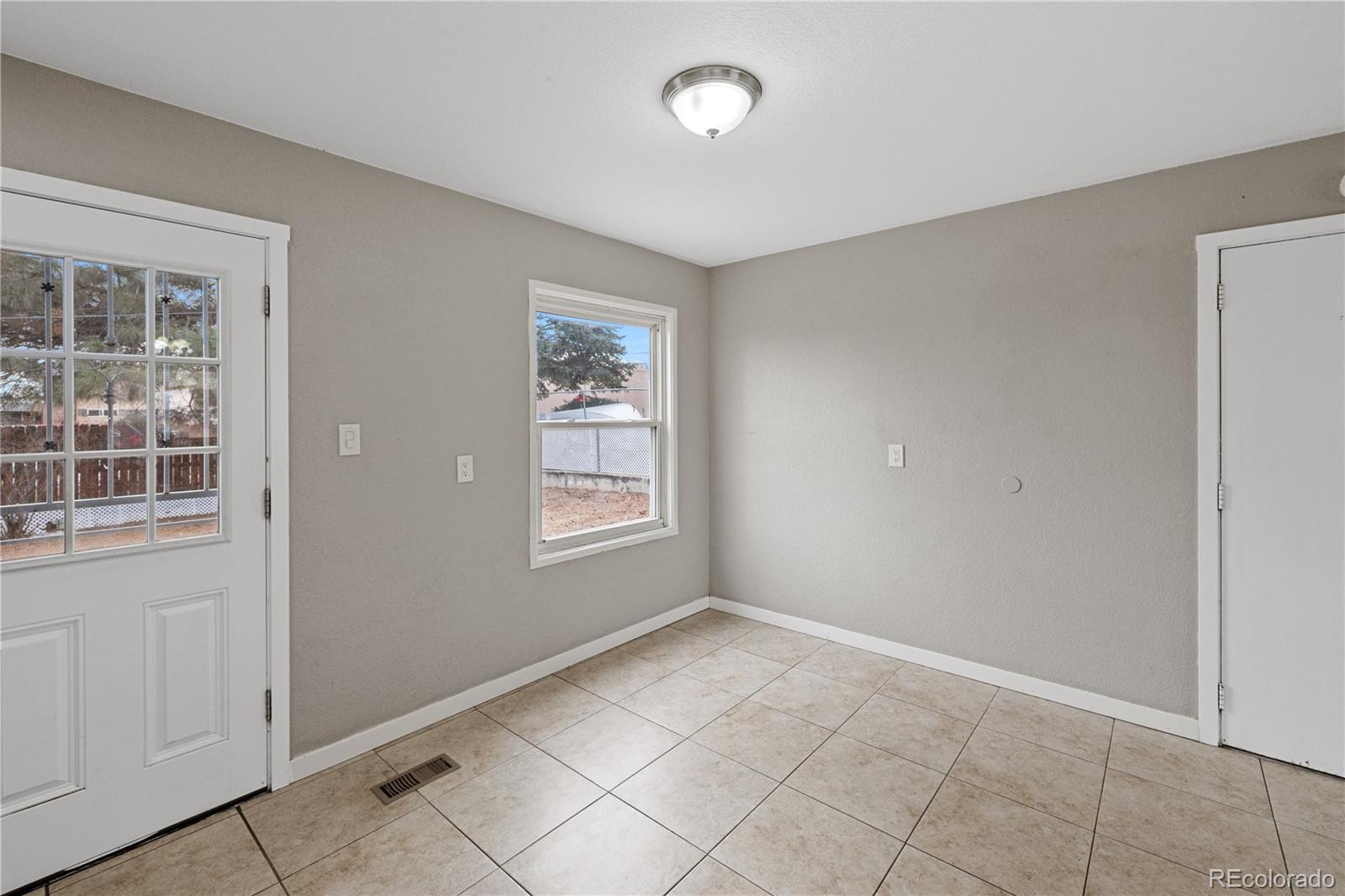 MLS Image #10 for 2821  casden circle,colorado springs, Colorado