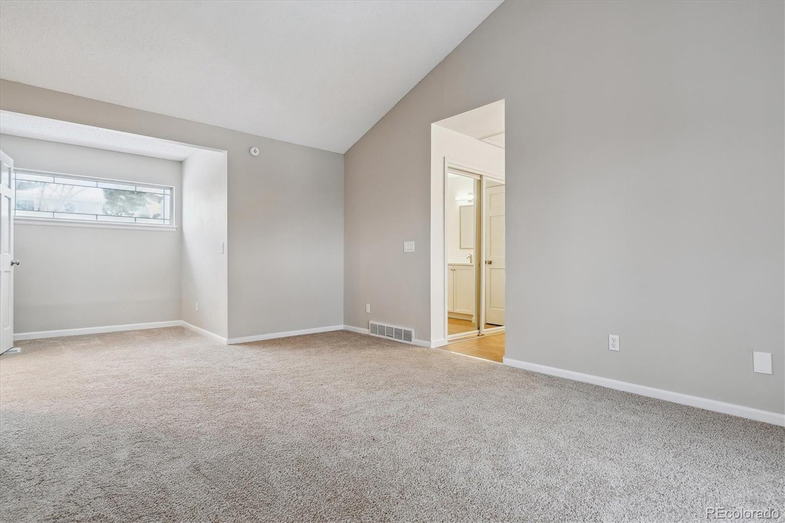 MLS Image #19 for 1470 s quebec way,denver, Colorado