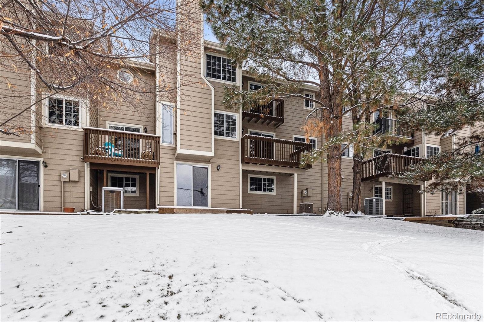 MLS Image #27 for 1470 s quebec way,denver, Colorado