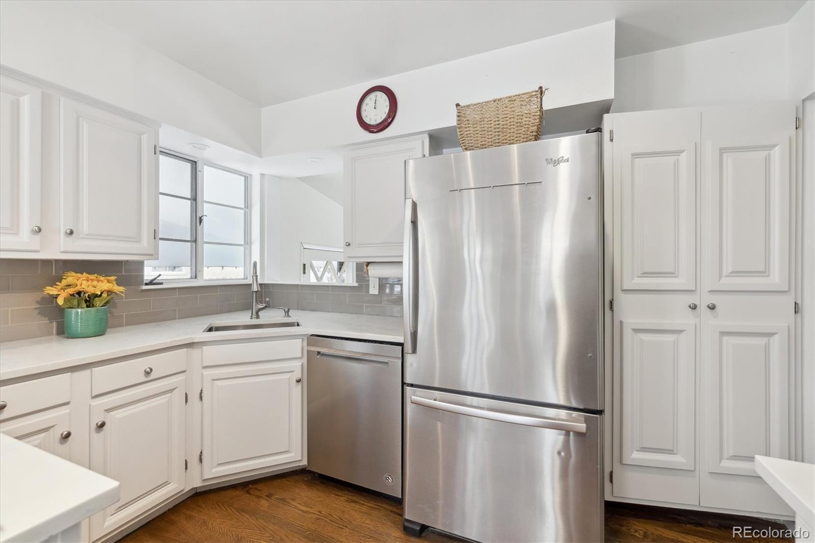 MLS Image #11 for 2643 s cook street,denver, Colorado