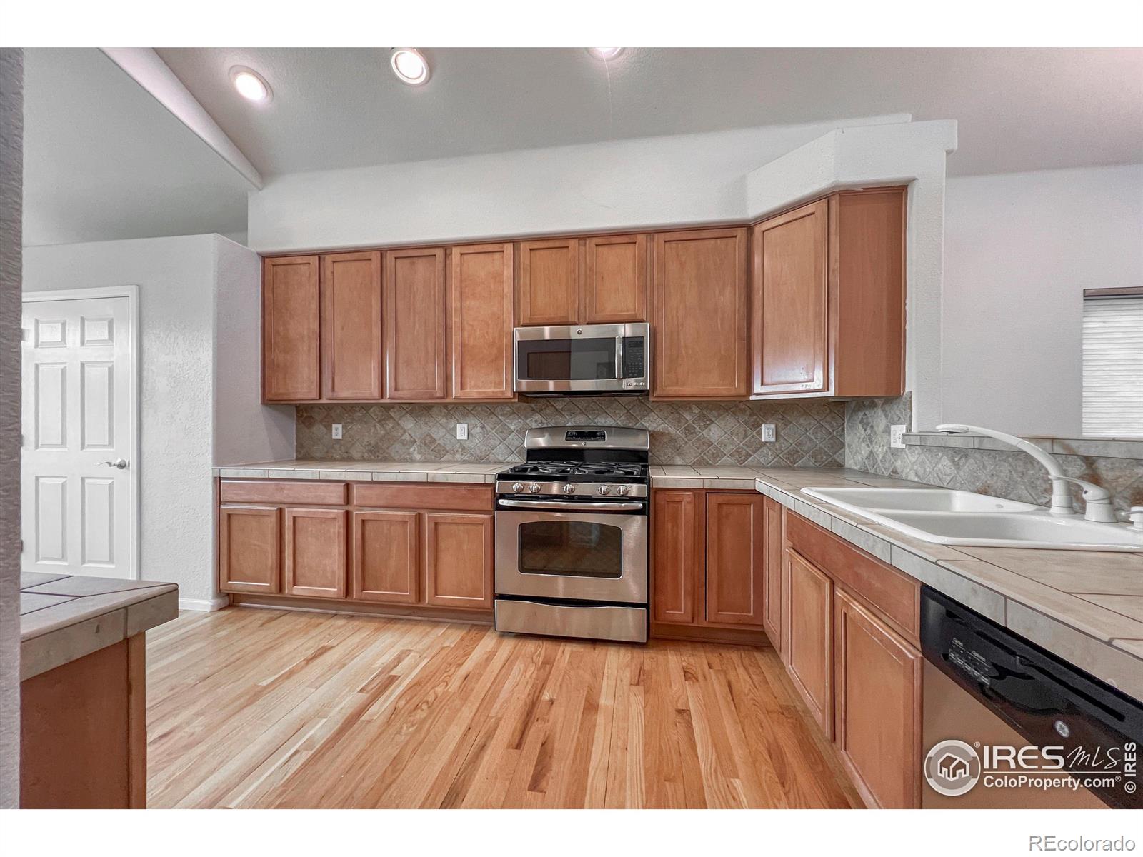 MLS Image #4 for 2045  tundra circle,erie, Colorado