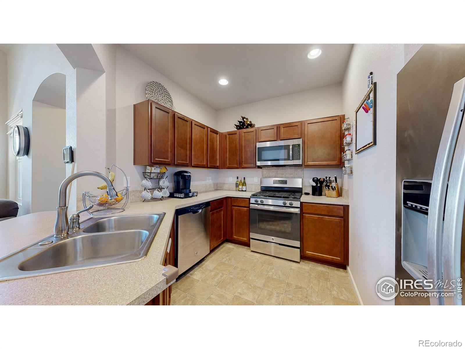 MLS Image #10 for 817  gentlewind way,berthoud, Colorado