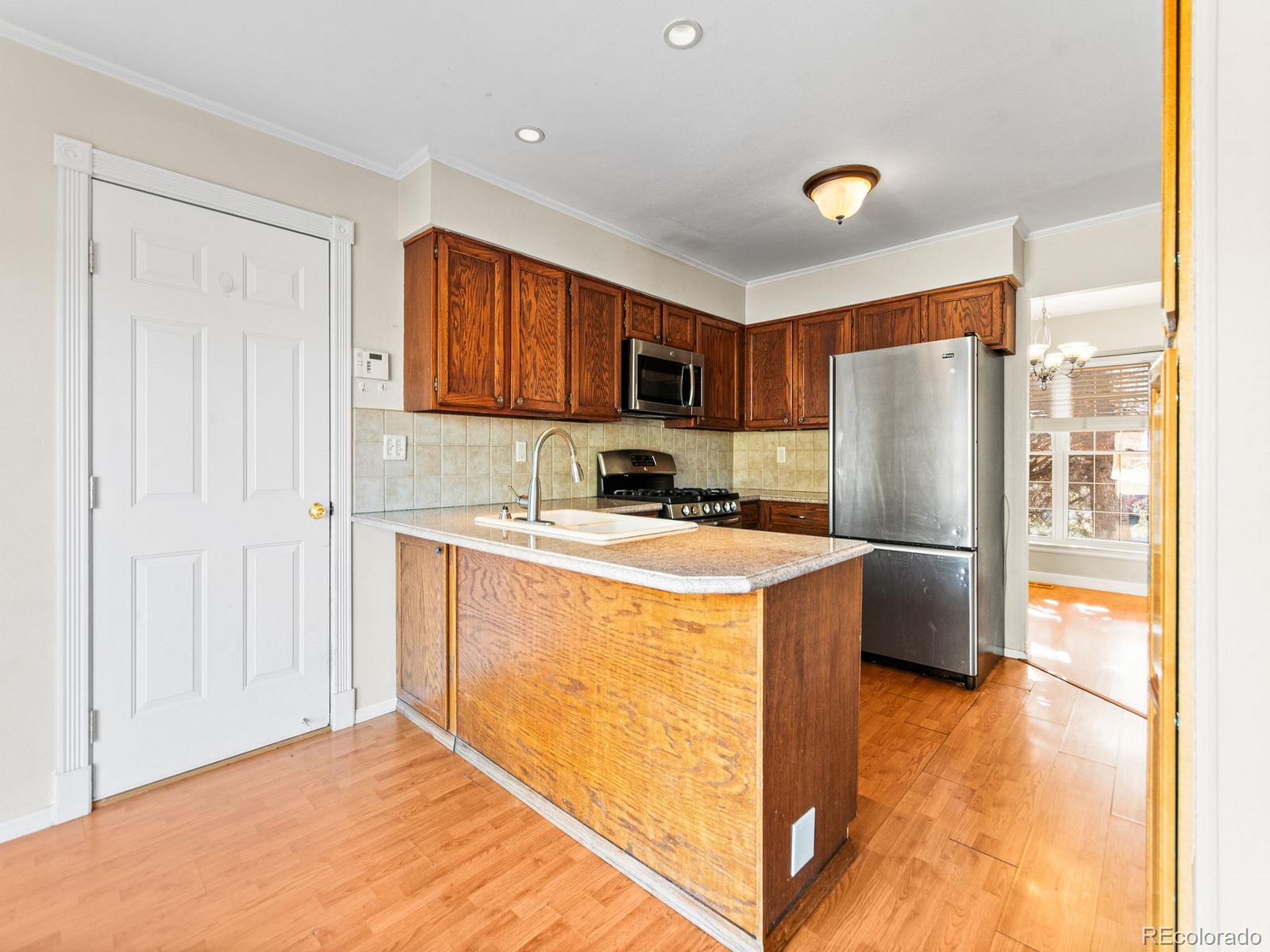 MLS Image #16 for 1050 s lewiston way,aurora, Colorado