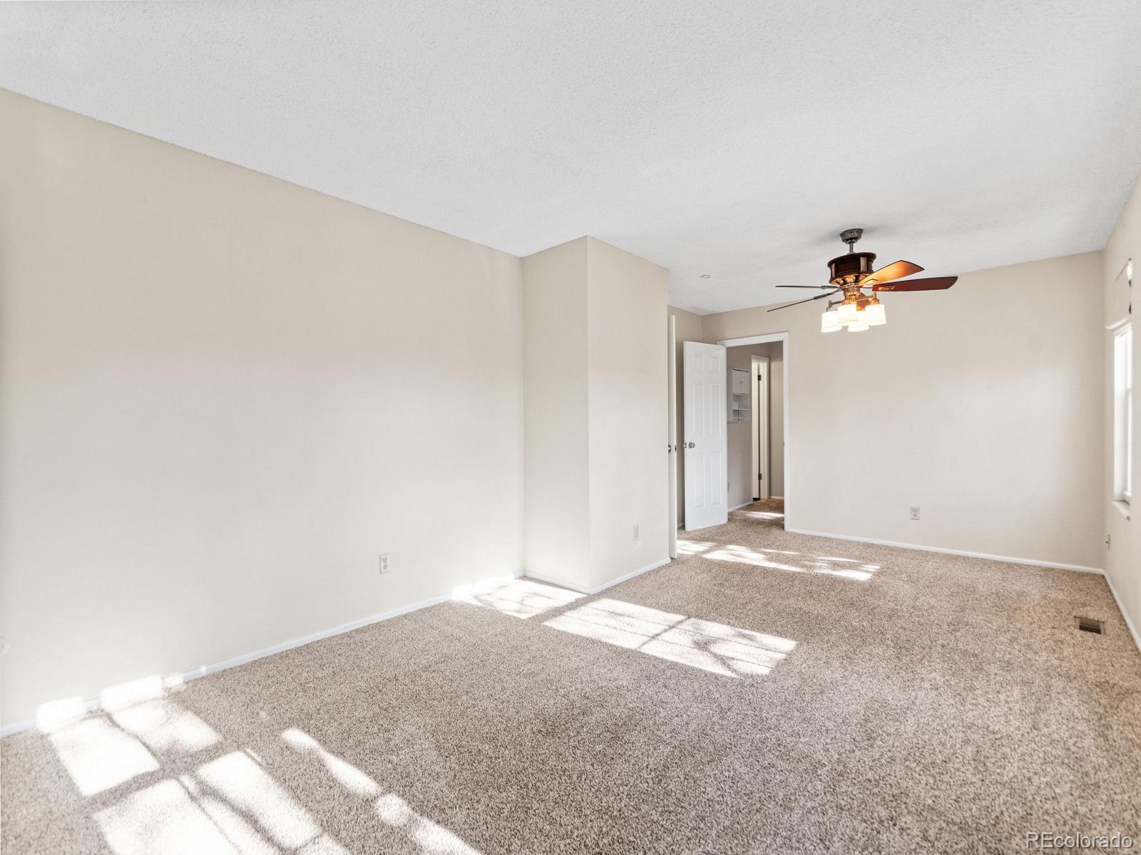 MLS Image #23 for 1050 s lewiston way,aurora, Colorado