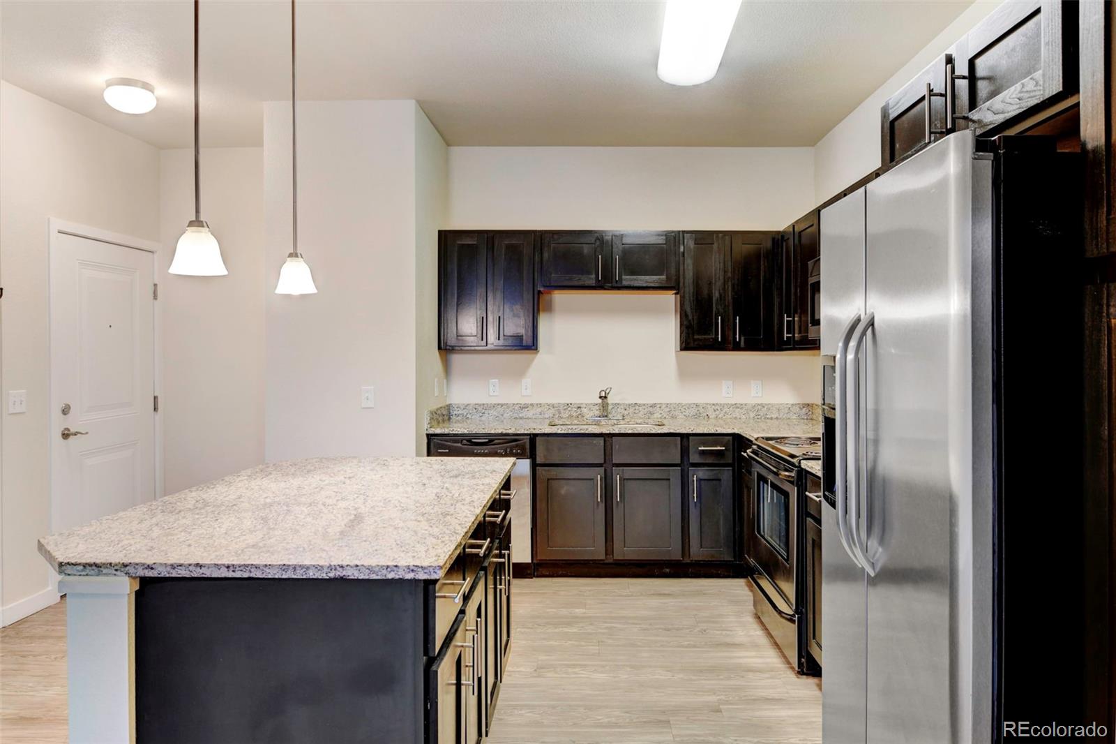 MLS Image #16 for 4100  albion street,denver, Colorado