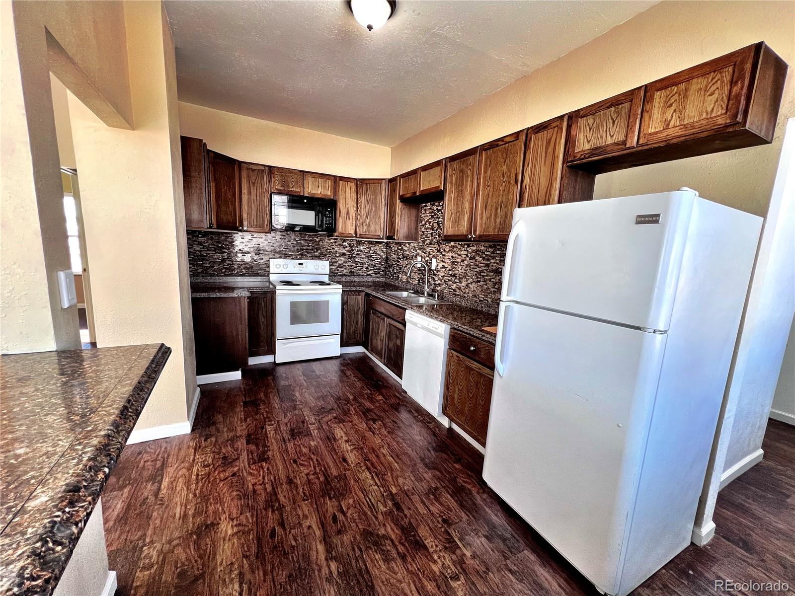 MLS Image #3 for 1098  8th street,limon, Colorado