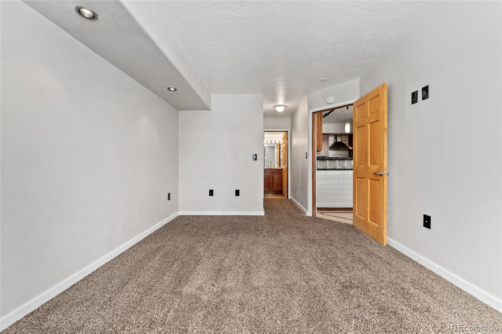 MLS Image #19 for 601 w 11th avenue,denver, Colorado