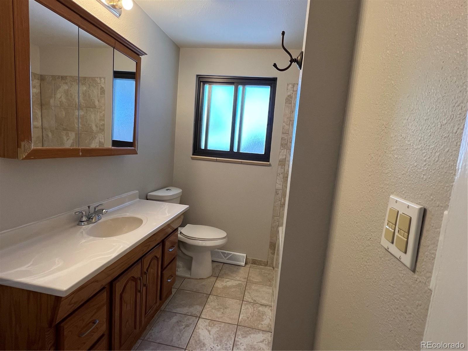 MLS Image #9 for 3236  carson street,aurora, Colorado