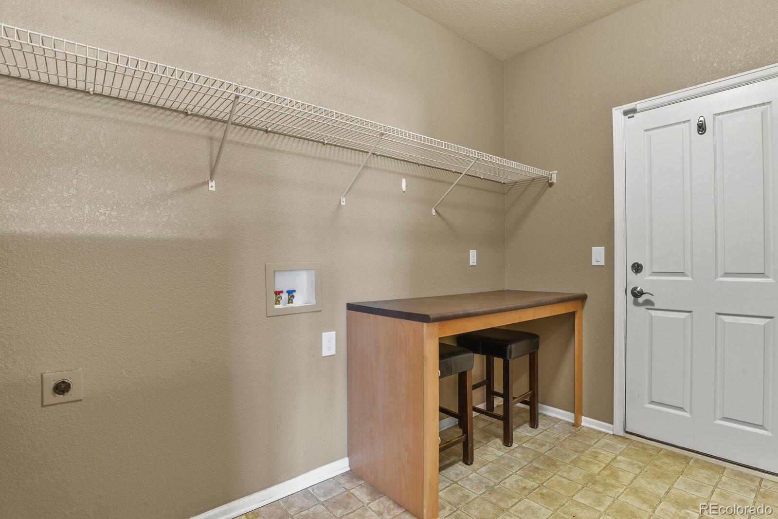 MLS Image #11 for 581 n flat rock circle,aurora, Colorado