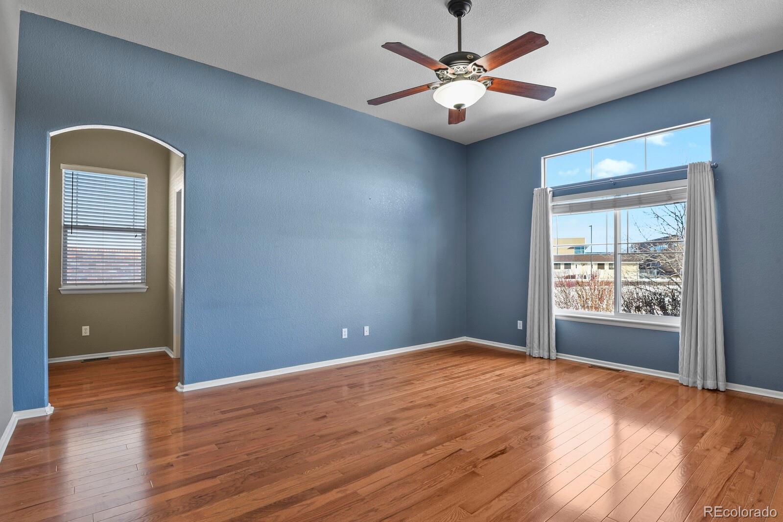 MLS Image #12 for 581 n flat rock circle,aurora, Colorado