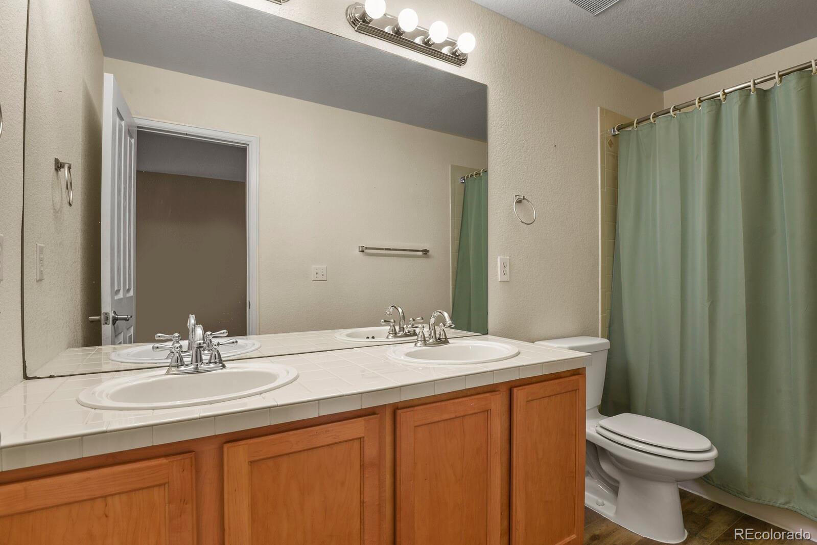 MLS Image #19 for 581 n flat rock circle,aurora, Colorado