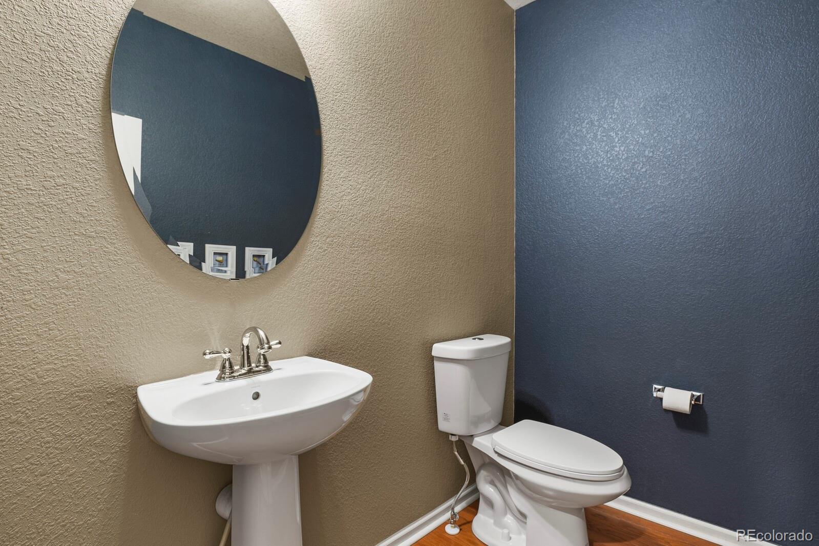 MLS Image #6 for 581 n flat rock circle,aurora, Colorado