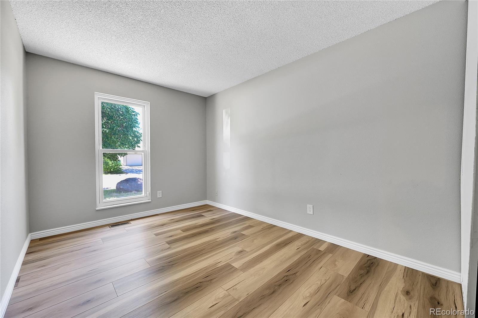 MLS Image #15 for 19155 e kansas drive,aurora, Colorado