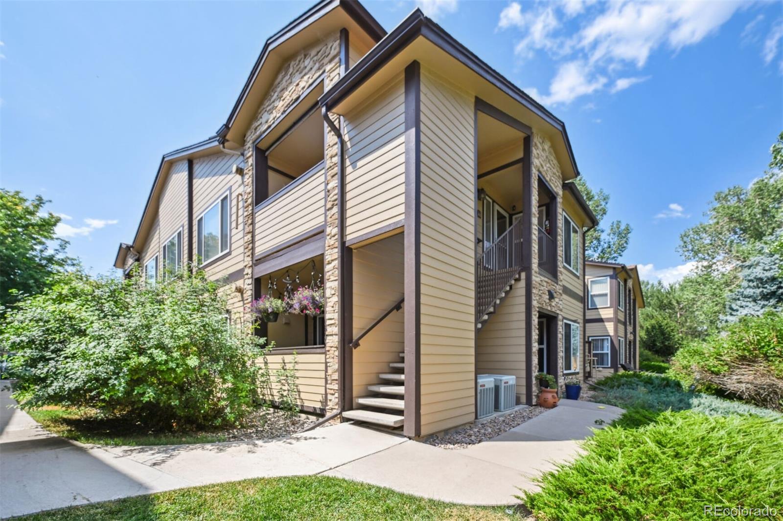 MLS Image #0 for 4875 s balsam way,littleton, Colorado