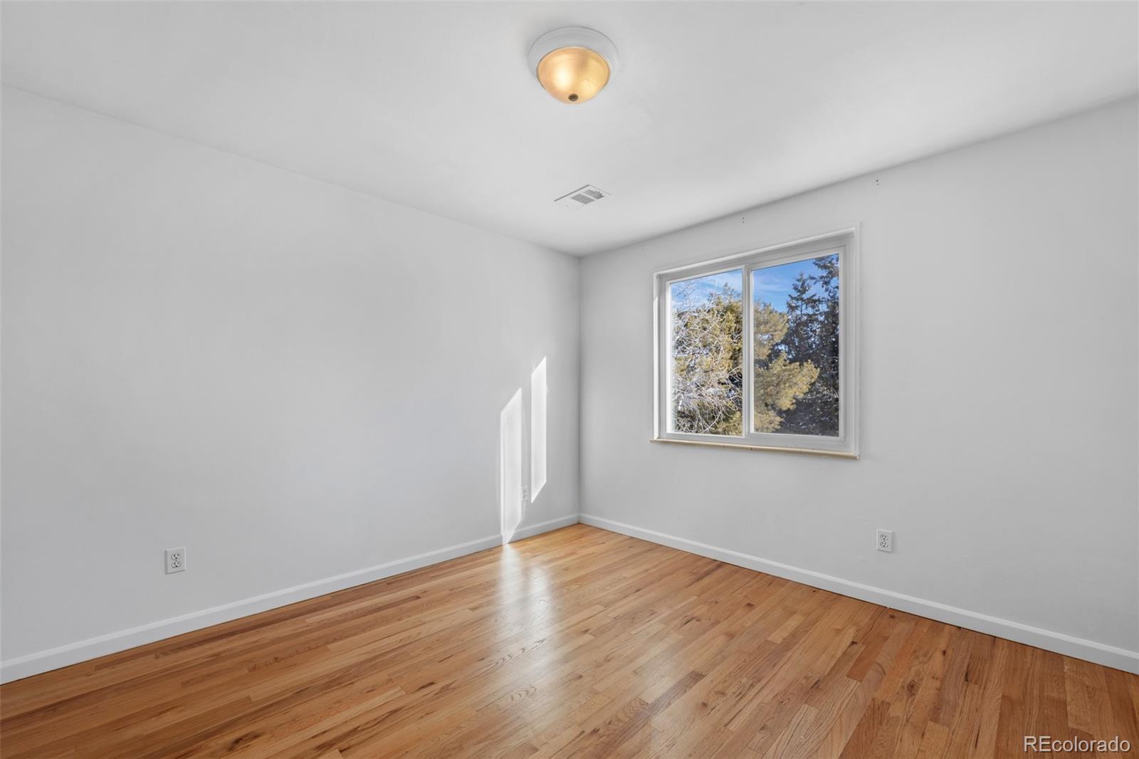 MLS Image #22 for 1924 s kearney way,denver, Colorado