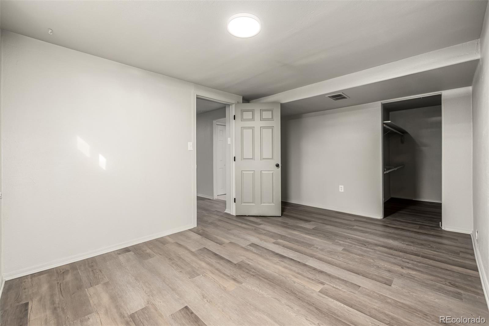 MLS Image #26 for 1502 s queen street,denver, Colorado