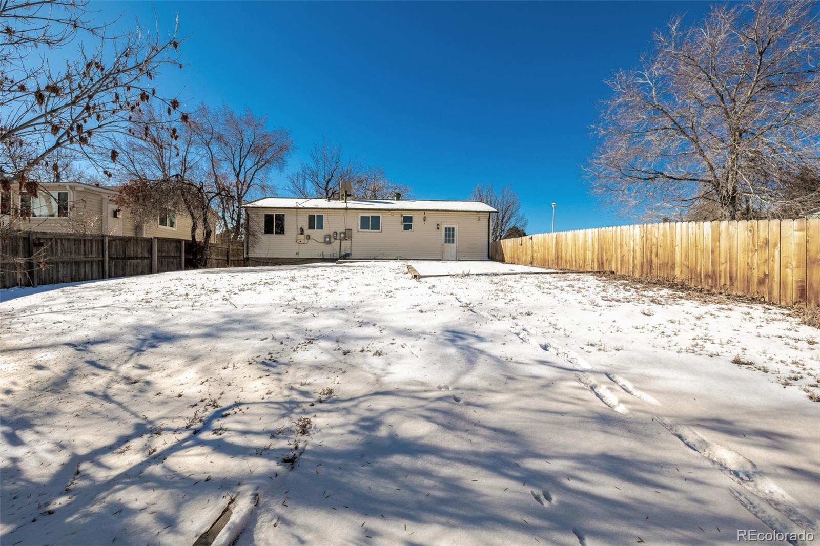 MLS Image #37 for 1502 s queen street,denver, Colorado