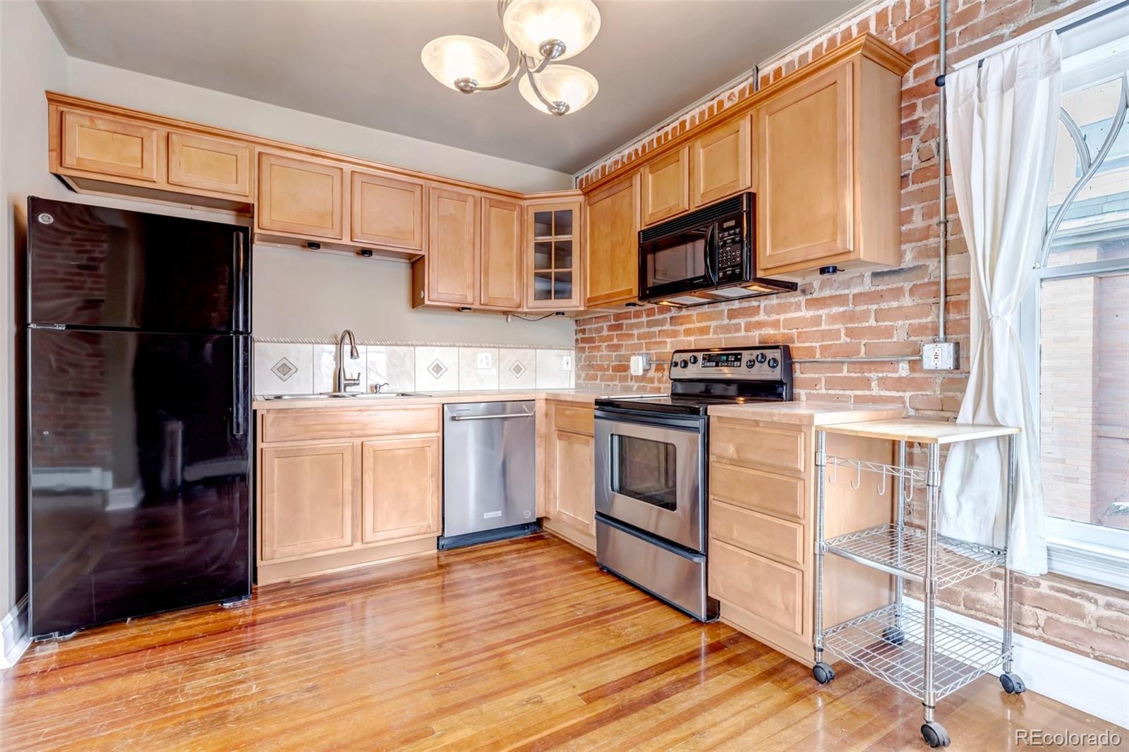 MLS Image #6 for 1451  madison street,denver, Colorado