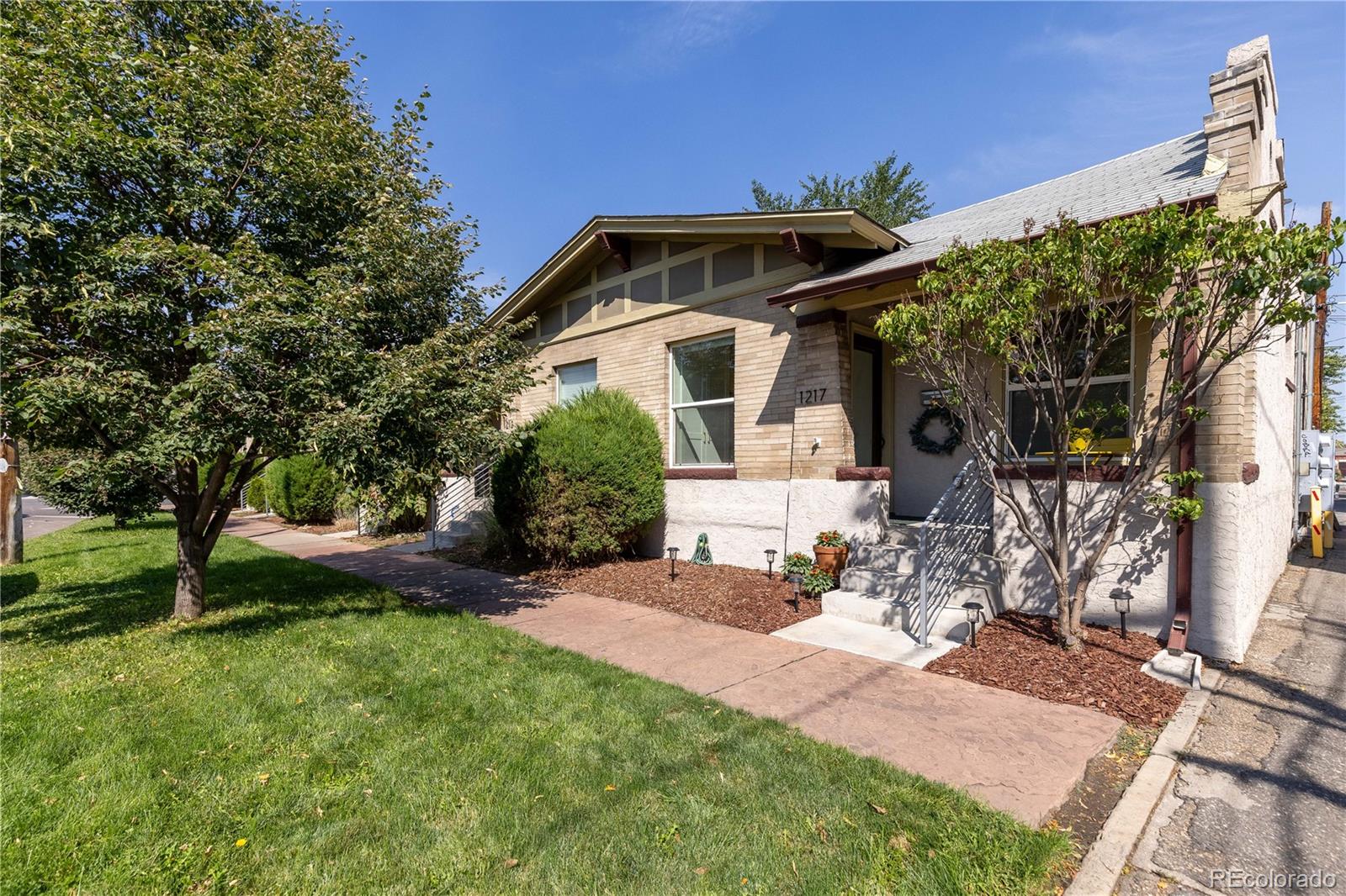 MLS Image #27 for 1217 e 26th avenue,denver, Colorado