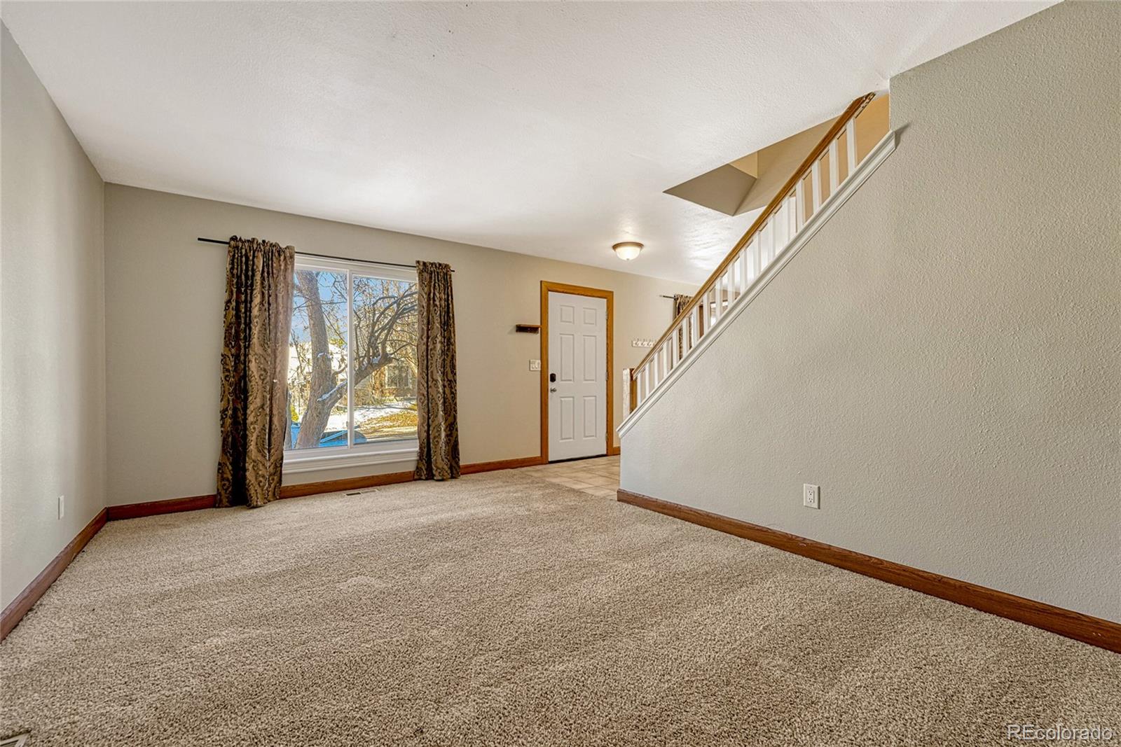 MLS Image #5 for 16806 e villanova circle,aurora, Colorado