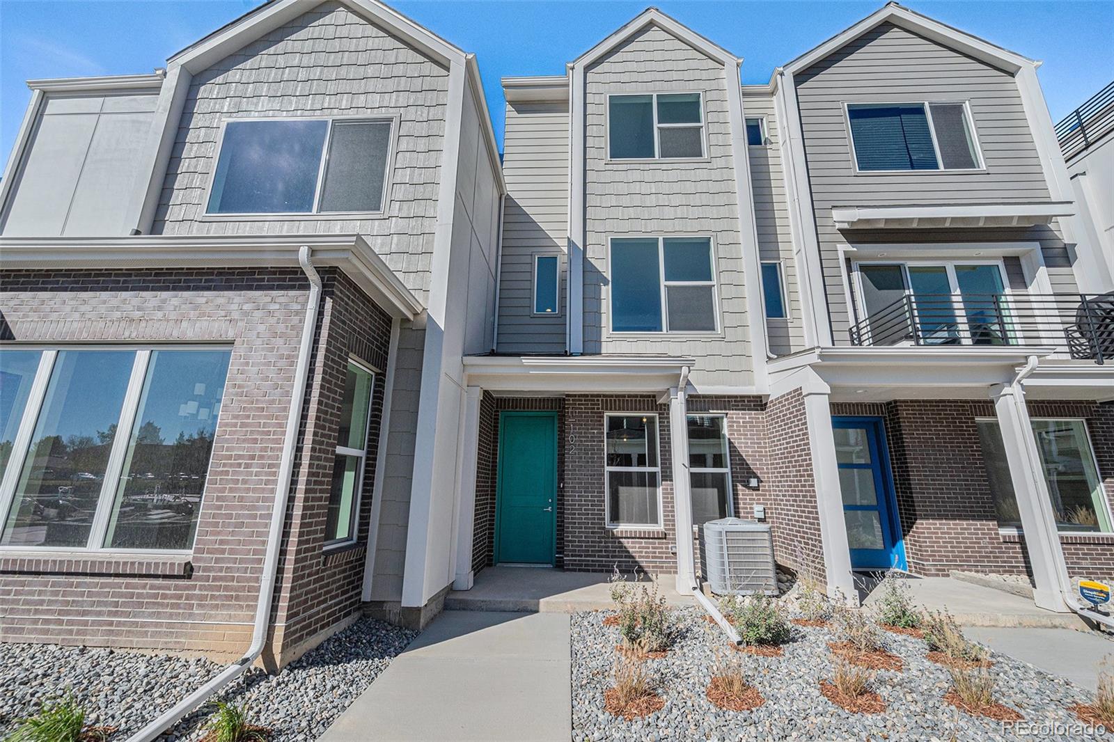 MLS Image #27 for 888 s valentia street,denver, Colorado
