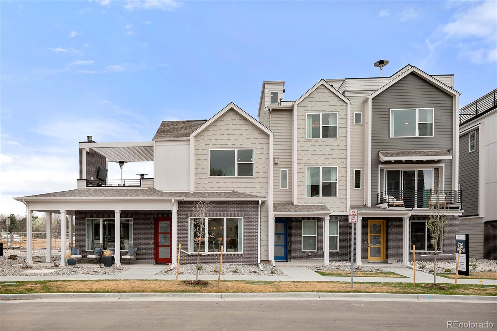 MLS Image #0 for 888 s valentia street,denver, Colorado