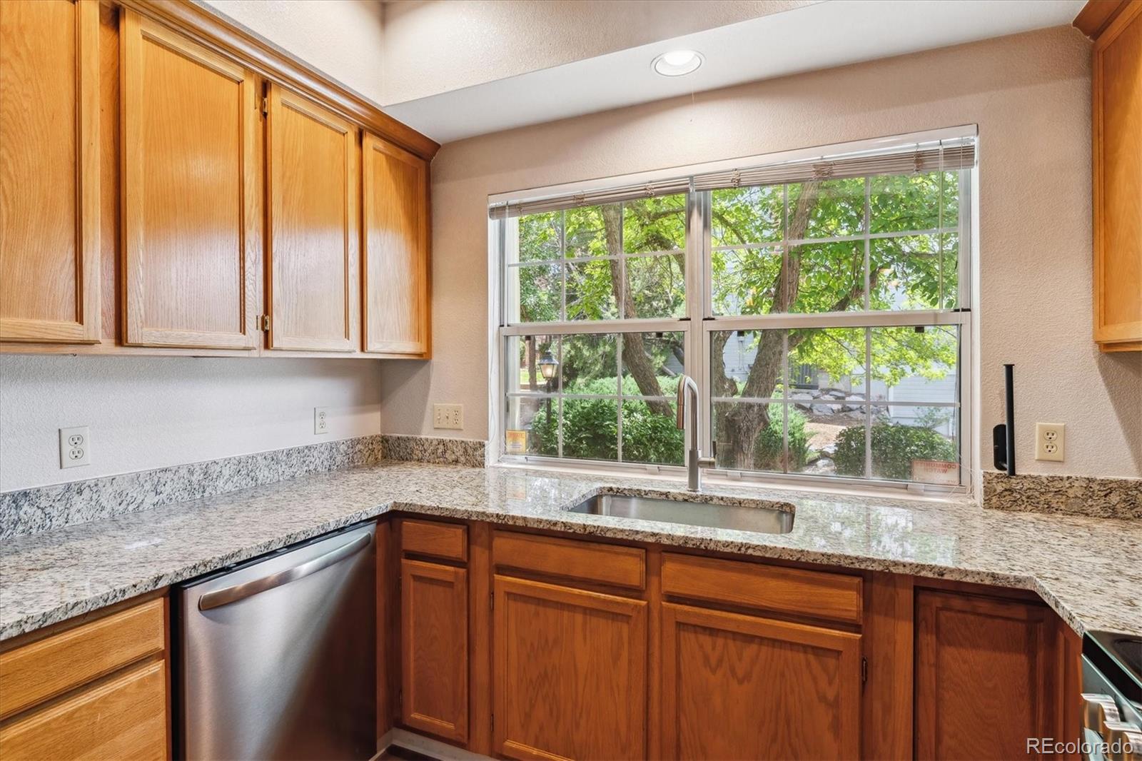 MLS Image #19 for 2960 w long drive,littleton, Colorado