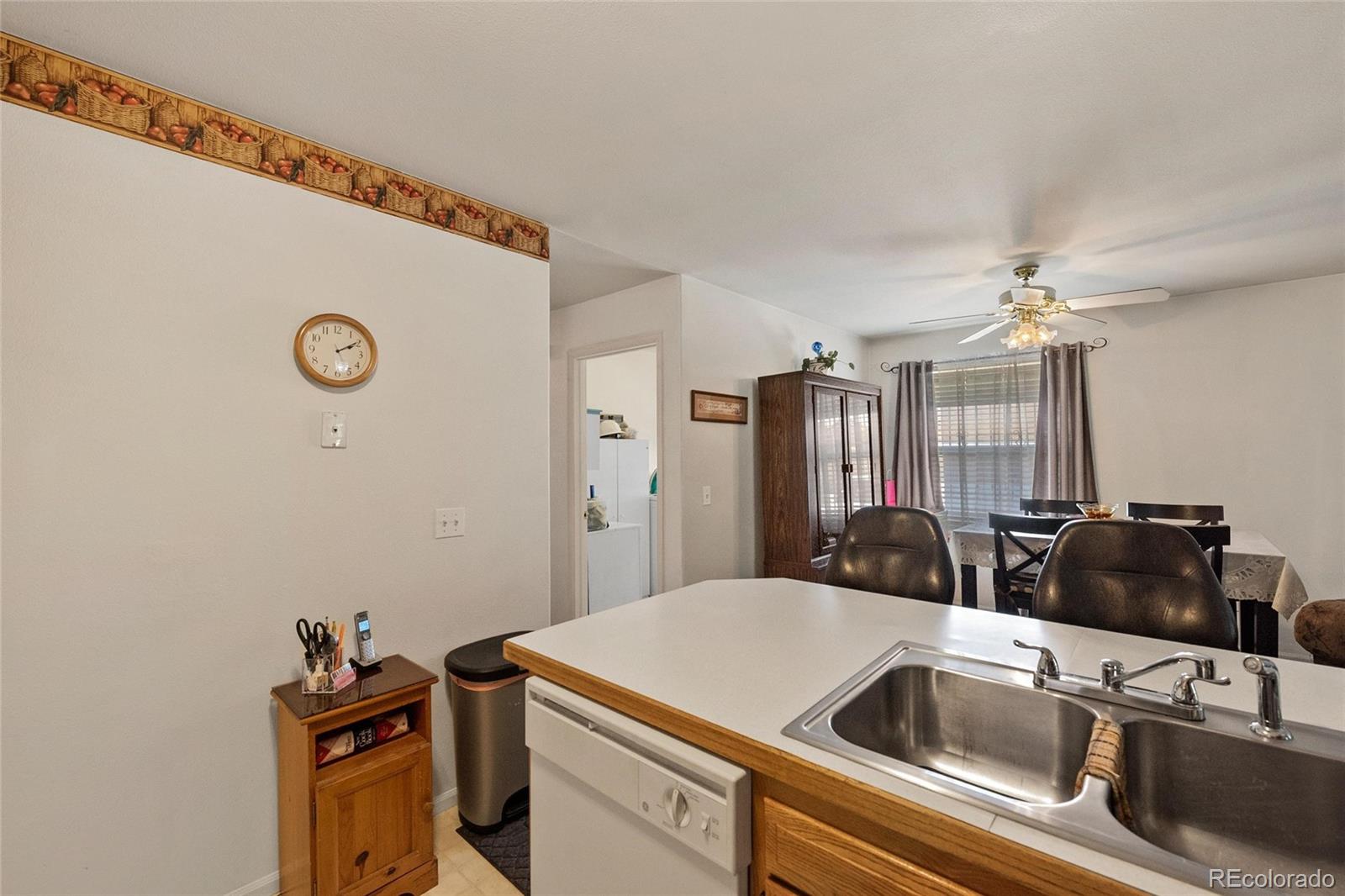 MLS Image #9 for 220 s julian street,denver, Colorado